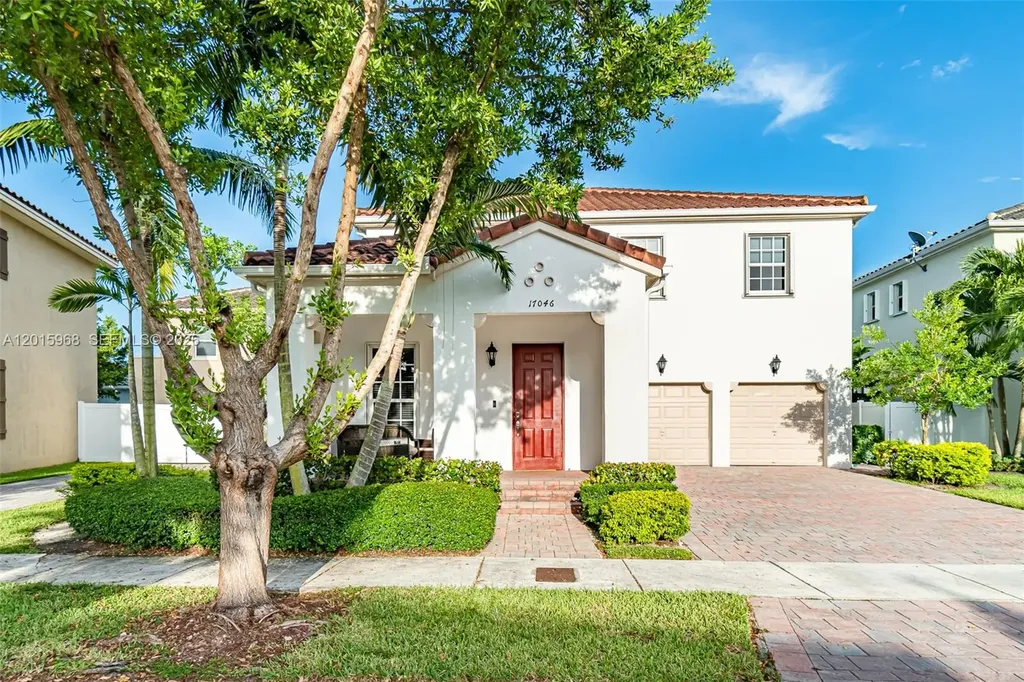 17046 SW 94th Lane Miami FL 33196