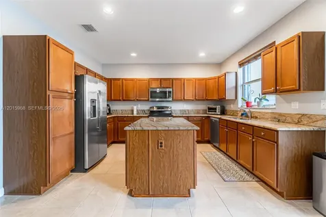 17046 SW 94th Lane Miami FL 33196