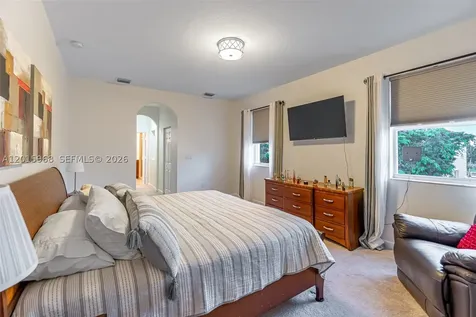 17046 SW 94th Lane Miami FL 33196