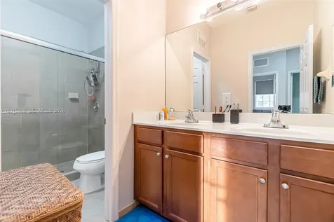 17046 SW 94th Lane Miami FL 33196