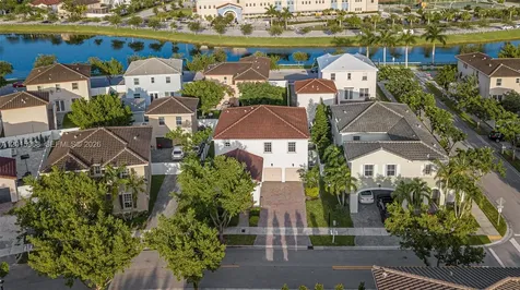 17046 SW 94th Lane Miami FL 33196