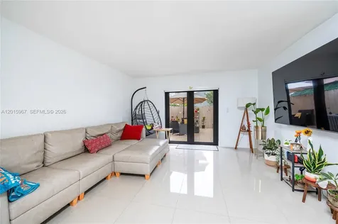 8010 SW 152nd Avenue Miami FL 33193