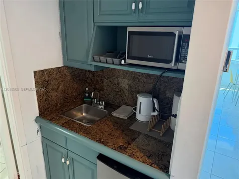 5445 Collins Avenue Miami Beach FL 33140