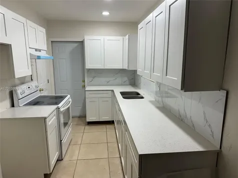 4141 SW 32nd Drive West Park FL 33023
