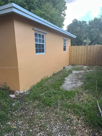 4141 SW 32nd Drive West Park FL 33023