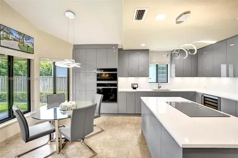 10403 Santiago Street Cooper City FL 33026