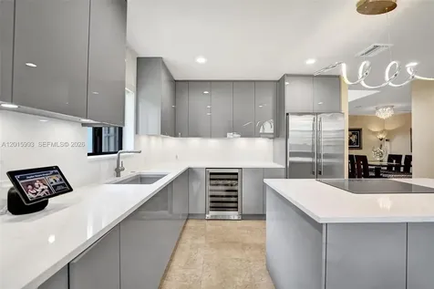 10403 Santiago Street Cooper City FL 33026
