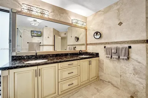 10403 Santiago Street Cooper City FL 33026