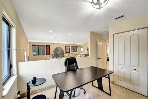 10403 Santiago Street Cooper City FL 33026