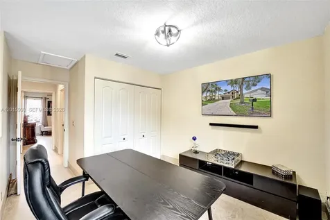 10403 Santiago Street Cooper City FL 33026