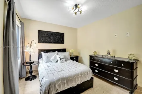 10403 Santiago Street Cooper City FL 33026