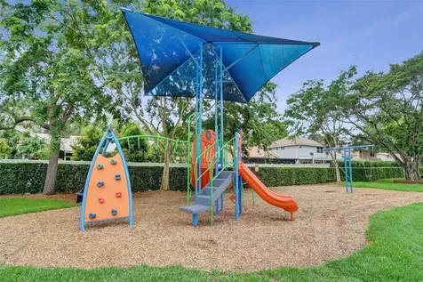 10403 Santiago Street Cooper City FL 33026