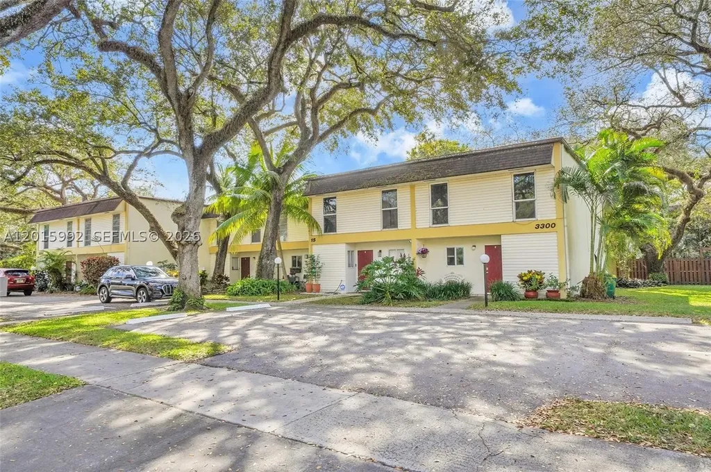 3300 Atlanta Street Hollywood FL 33021