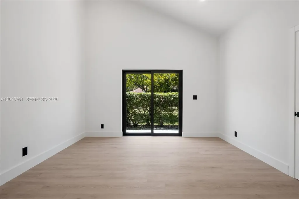 1543 SW 1st Avenue Boca Raton FL 33432