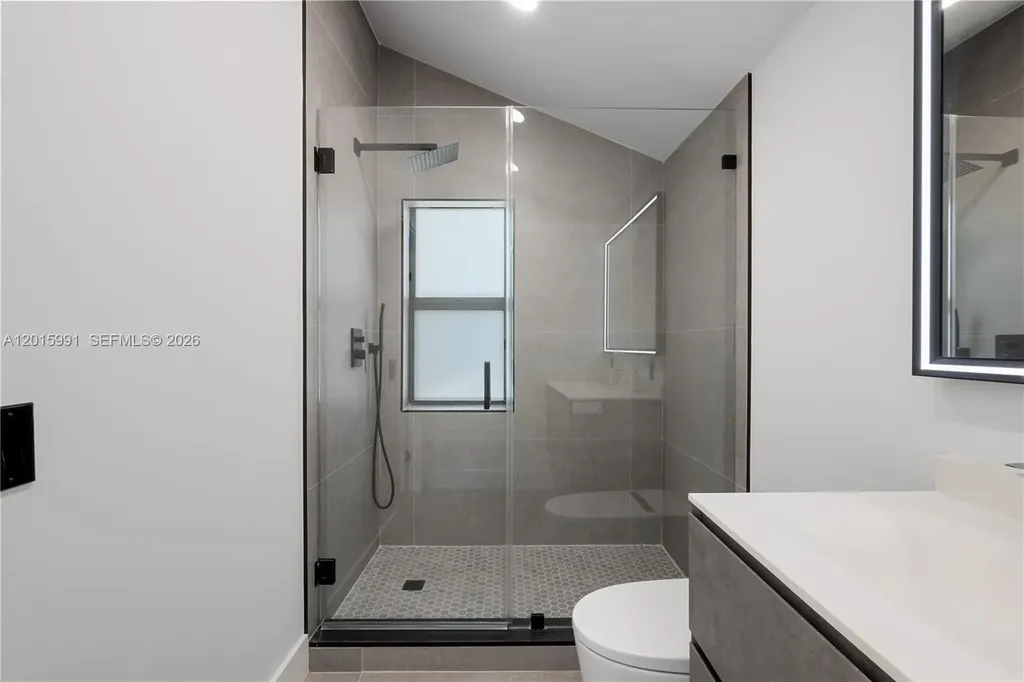 1543 SW 1st Avenue Boca Raton FL 33432