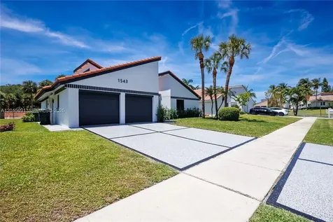 1543 SW 1st Avenue Boca Raton FL 33432