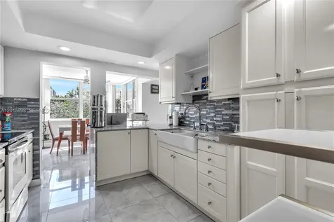 16565 NE 26th Avenue North Miami Beach FL 33160