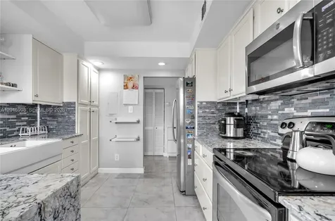 16565 NE 26th Avenue North Miami Beach FL 33160