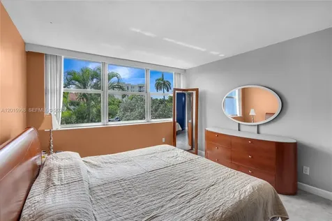 16565 NE 26th Avenue North Miami Beach FL 33160