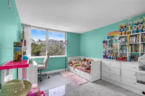 16565 NE 26th Avenue North Miami Beach FL 33160