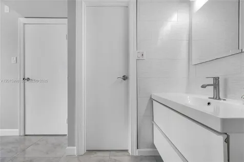 16565 NE 26th Avenue North Miami Beach FL 33160