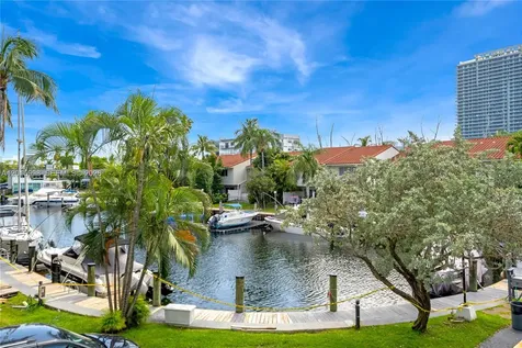16565 NE 26th Avenue North Miami Beach FL 33160