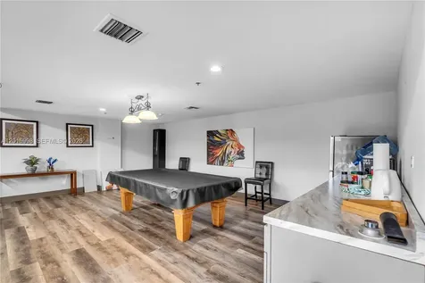 16565 NE 26th Avenue North Miami Beach FL 33160