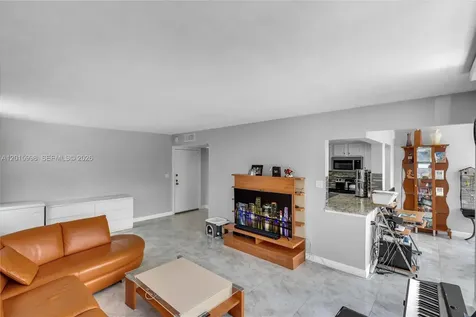 16565 NE 26th Avenue North Miami Beach FL 33160