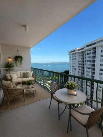 1408 Brickell Bay Drive Miami FL 33131