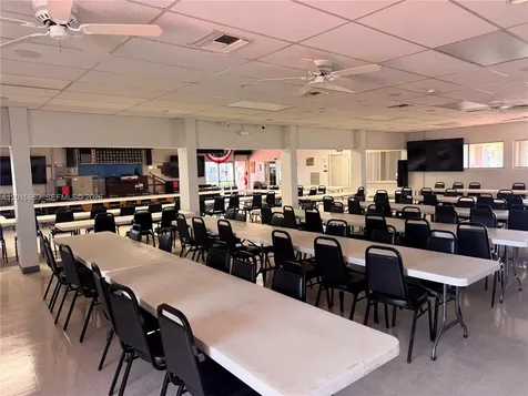 5300 Washington Street Hollywood FL 33021