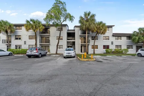7200 NW 179th Street Hialeah FL 33015