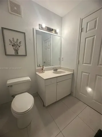 5402 Pointe Villa Drive Lighthouse Point FL 33064