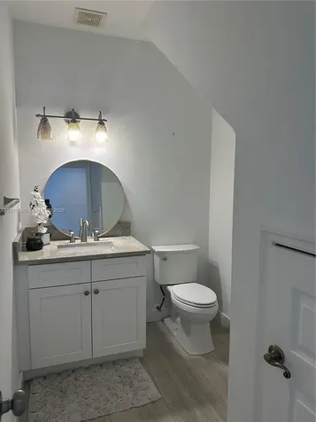 5402 Pointe Villa Drive Lighthouse Point FL 33064