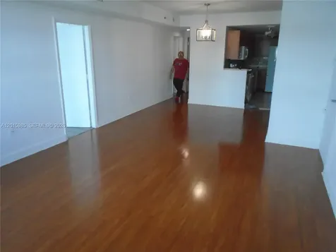 7501 E Treasure Drive North Bay Village FL 33141