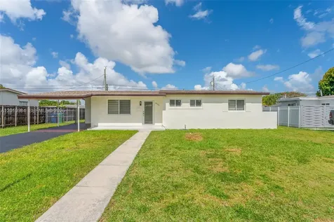 4211 SW 97th Place Miami FL 33165