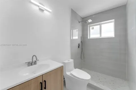 4211 SW 97th Place Miami FL 33165