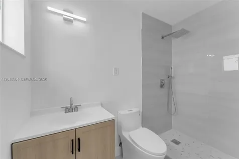 4211 SW 97th Place Miami FL 33165
