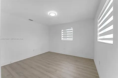 4211 SW 97th Place Miami FL 33165