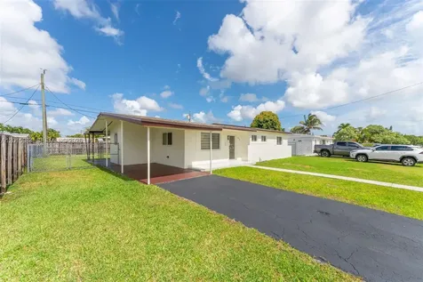 4211 SW 97th Place Miami FL 33165