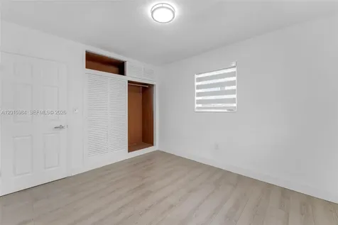 4211 SW 97th Place Miami FL 33165