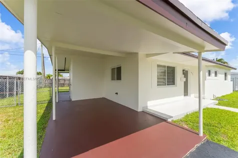 4211 SW 97th Place Miami FL 33165