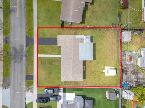 4211 SW 97th Place Miami FL 33165