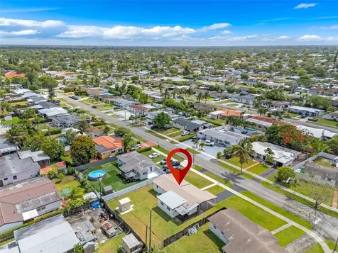 4211 SW 97th Place Miami FL 33165