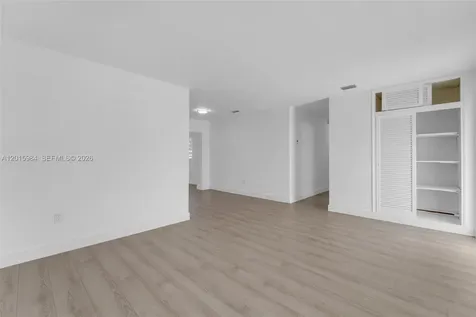 4211 SW 97th Place Miami FL 33165