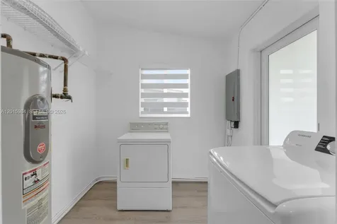 4211 SW 97th Place Miami FL 33165