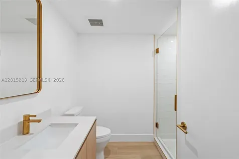 90 NE 32nd Miami FL 33137