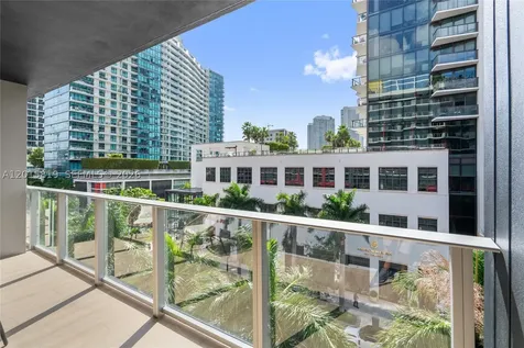 90 NE 32nd Miami FL 33137