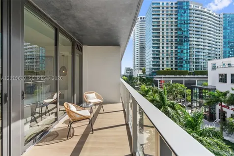 90 NE 32nd Miami FL 33137