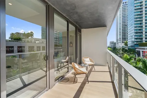 90 NE 32nd Miami FL 33137