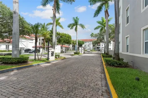 6861 SW 44th Street Miami FL 33155